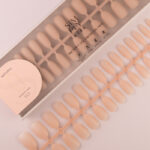 PRESS ON NATURAL MEDIUM OVAL 03